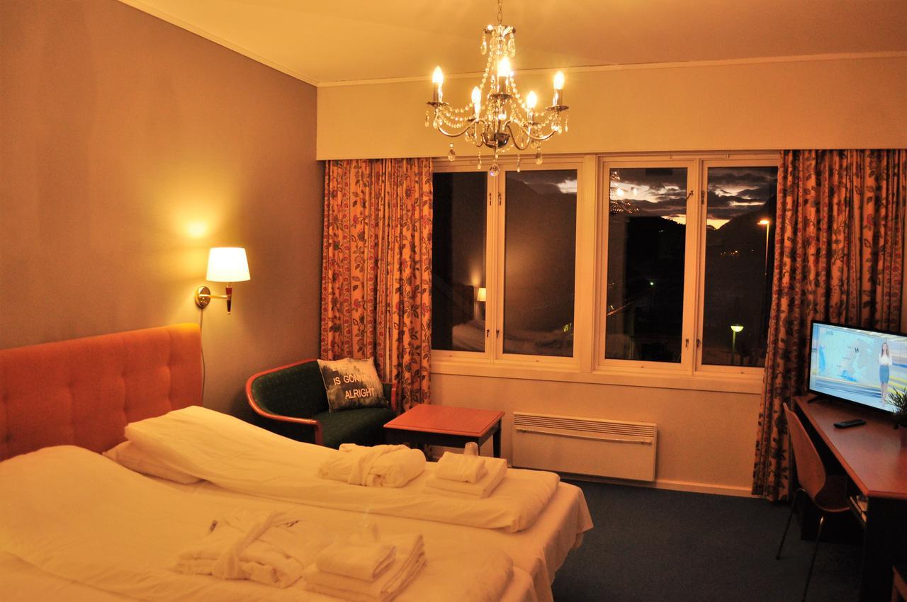 Suldal Hotell Sand  Ngoại thất bức ảnh