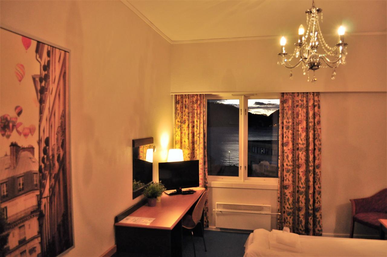 Suldal Hotell Sand  Ngoại thất bức ảnh